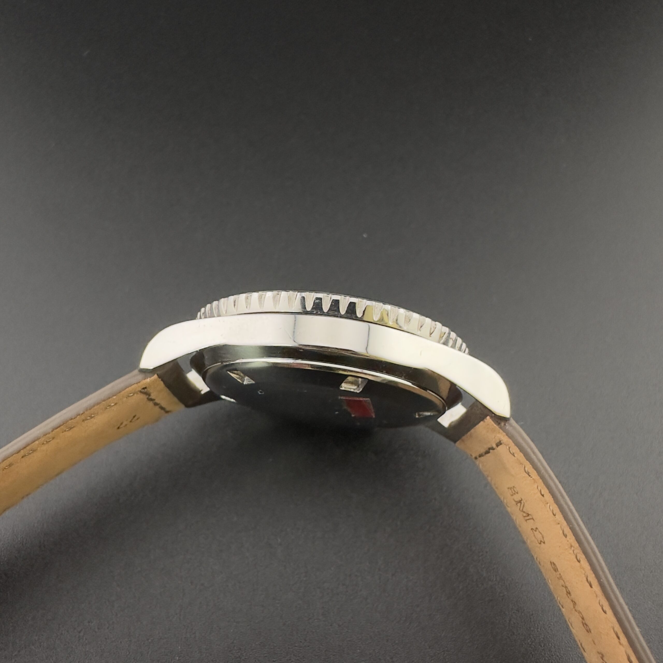 Universal Cairelli A.M.I cronografo CP-2 - immagine 3